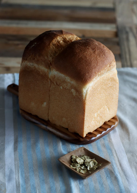 ホップス種の山型食パン